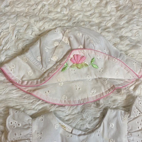 Little Bitty Pink And White Floral Baby Girl Three Piece Set - Picture 8 of 8